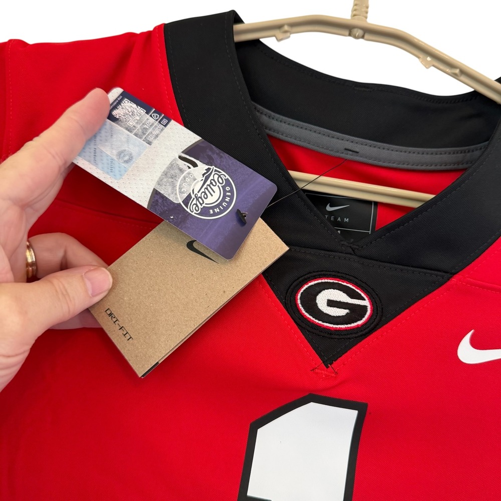 Nike Georgia Bulldogs Women's Red Football 1 Jersey Medium Dri-FIT NCWF-08AR NEW - Picture 3 of 12